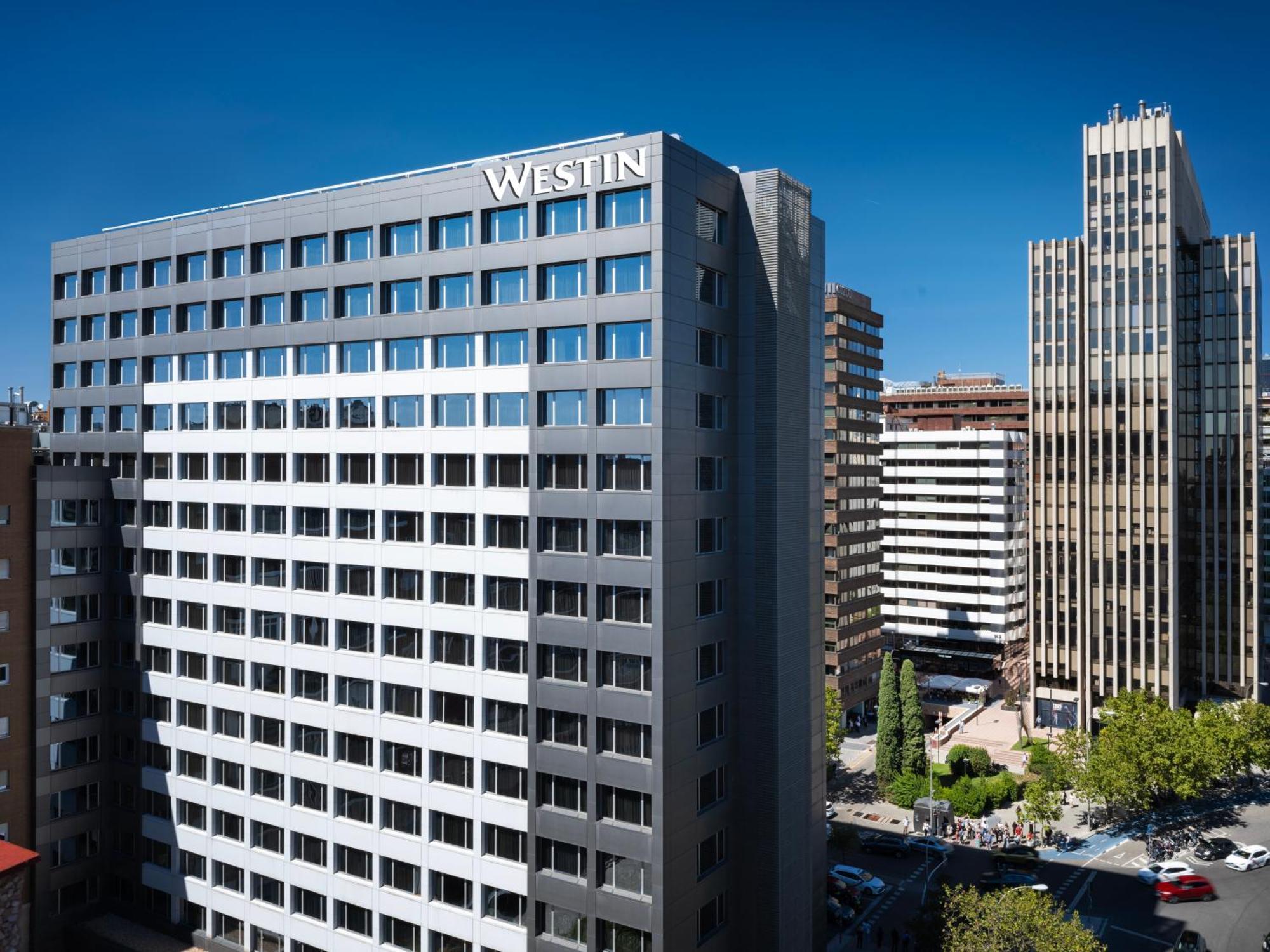 Отель The Westin Madrid Cuzco Экстерьер фото